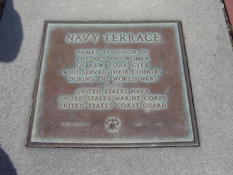 Zoom on the image : Navy Terrace